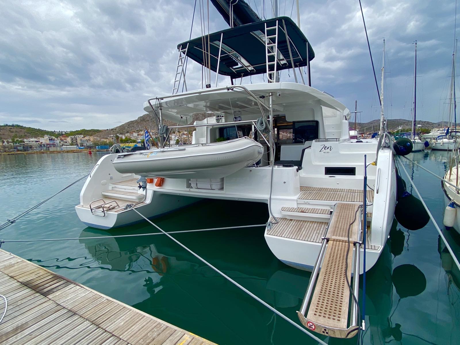 Photo #8 - Lagoon 46 (Zen - Green Wave) in Athens - 52647