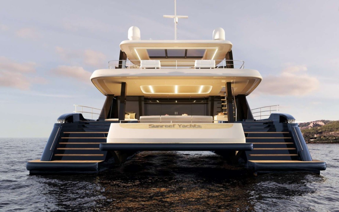 Photo #4 - Sunreef 70 Power Cat (ALTEYA) in Athen - 53553