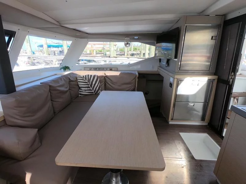 Lucia 40 (Capers)  - 2