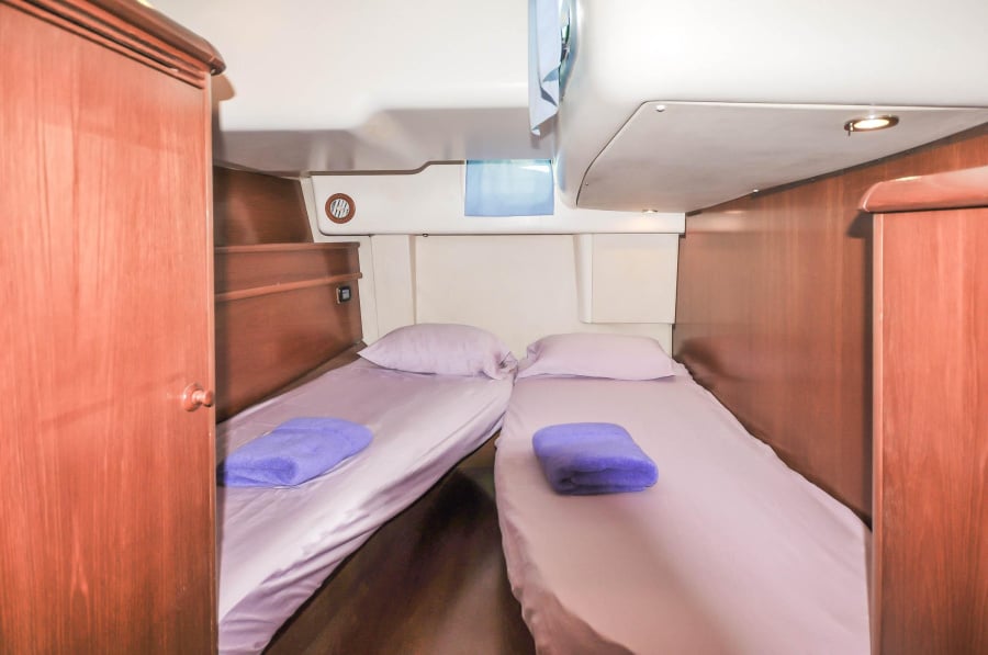 Photo #8 - Sun Odyssey 54 DS, with AC (Windward Spirit) in Blaue Lagune - 54284