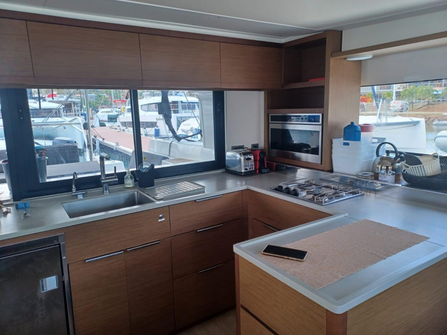 Photo #7 - Lagoon 46 - Premium - AC (DLOKOKO) in Le Marin - 54376