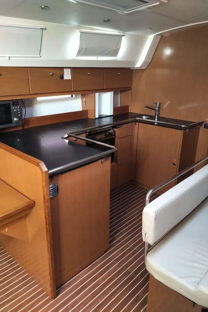 Bavaria Cruiser 50 (Ouranos)  - 3