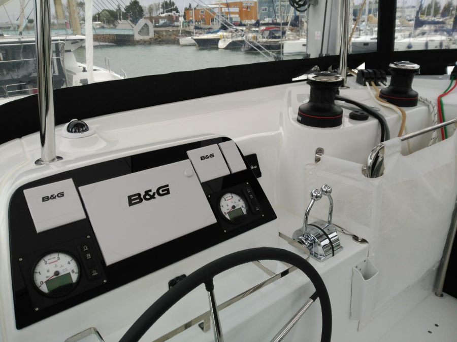 Photo #2 - Lagoon 42 - Premium (Le Gaspésien) in Le Marin - 54541