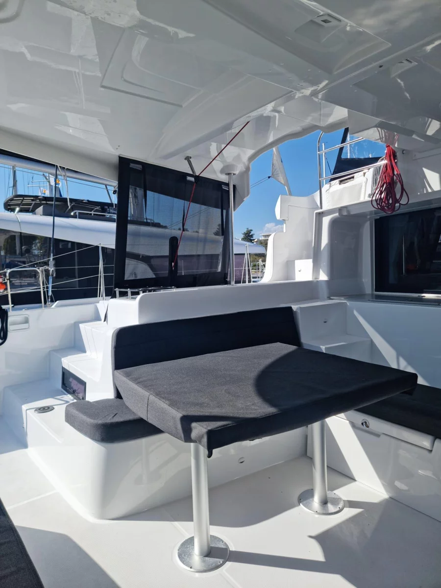 Lagoon 46 (Lagoon 46)  - 19
