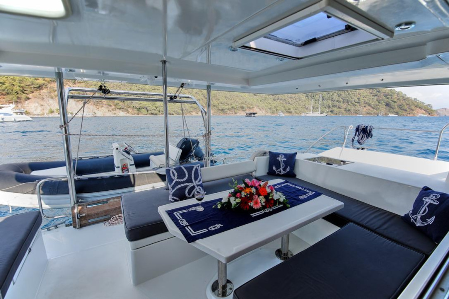 Photo #3 - Lagoon 39 (Pata) in Gocek - 54622