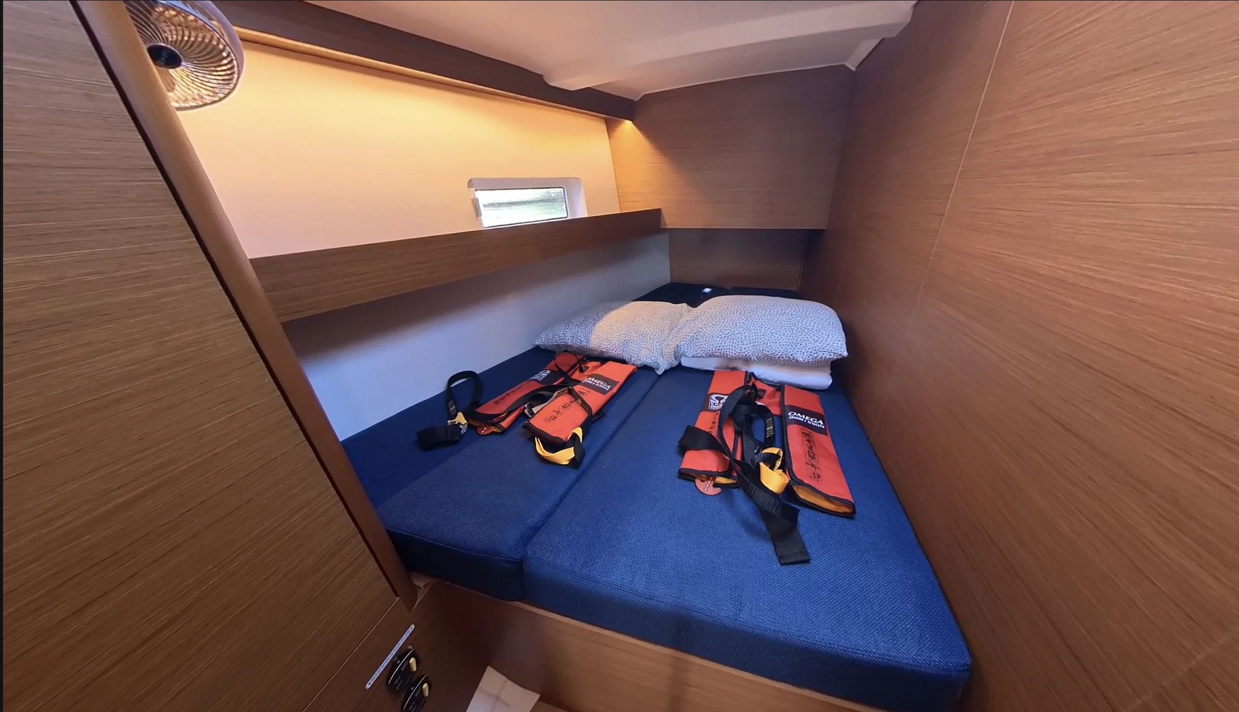 Sun Odyssey 490 (Alboran Vino Blanco)  - 9