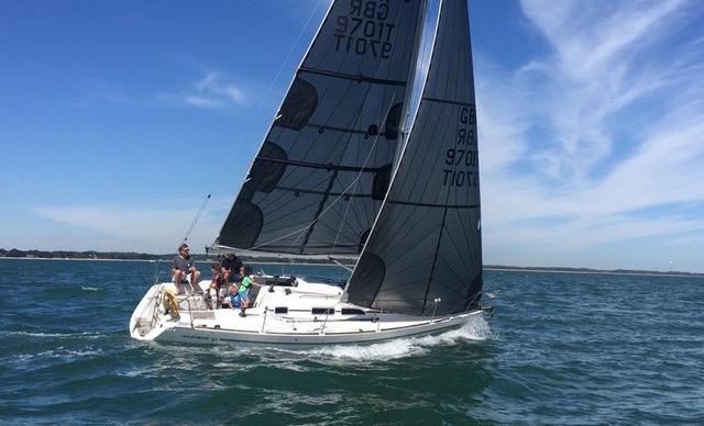 Photo #1 - Elan 31 (Red Kite) in Hamble-le-Rice - 54727