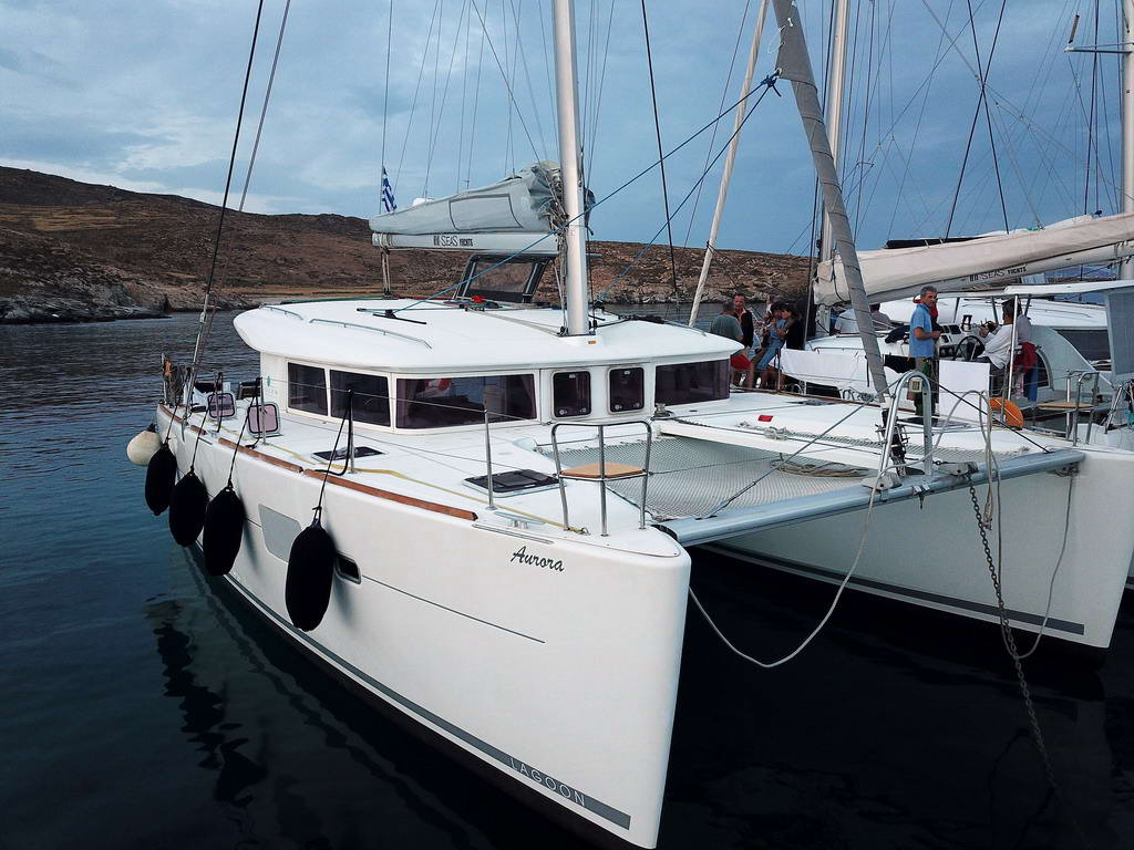 Photo #3 - Lagoon 400 (Aurora) in Atene - 54842