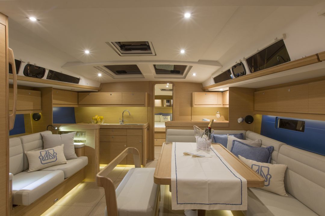 Sailing yacht 43-49 ft. — photo 4