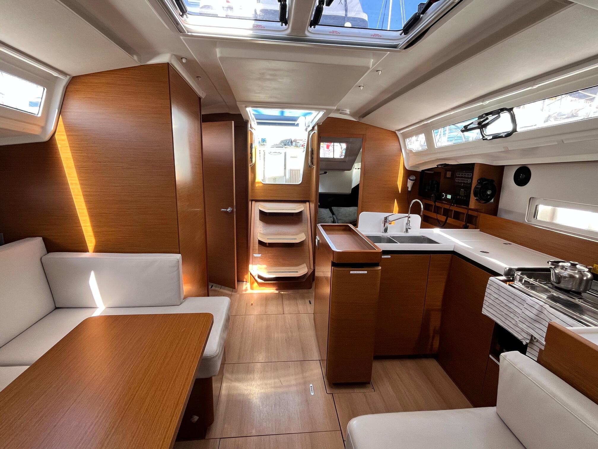 Sun Odyssey 410 — photo 12