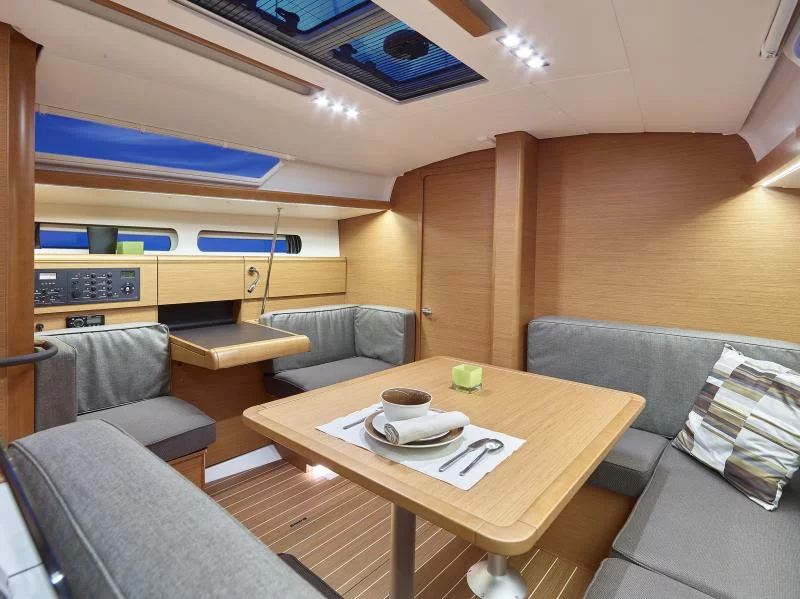 SUN ODYSSEY 419 Refit 2022 (Sea 419)  - 2
