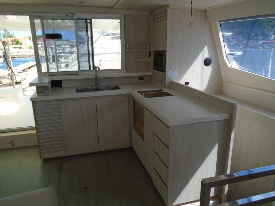 Photo #9 - Leopard 48 (Seas the Day) in Palma - 55208