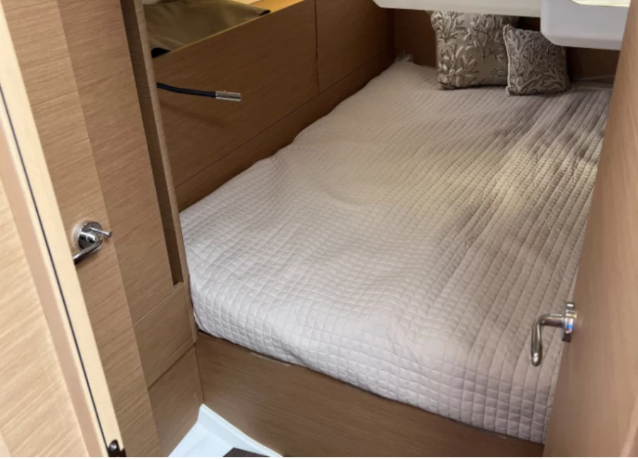 Sun Odyssey 440 (TAINA)  - 10