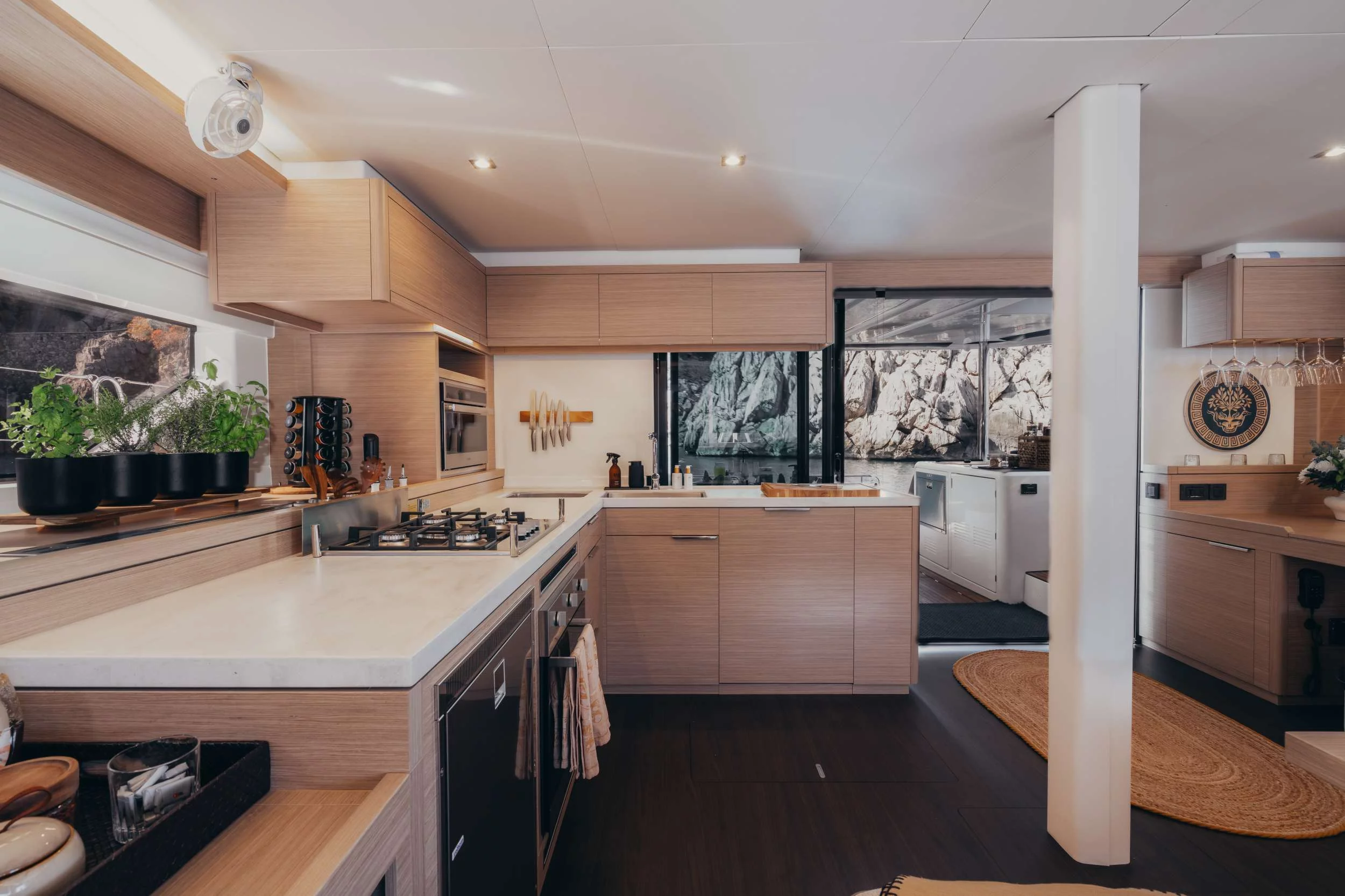 Lagoon 55 (ALMOSTA ROAD)  - 3