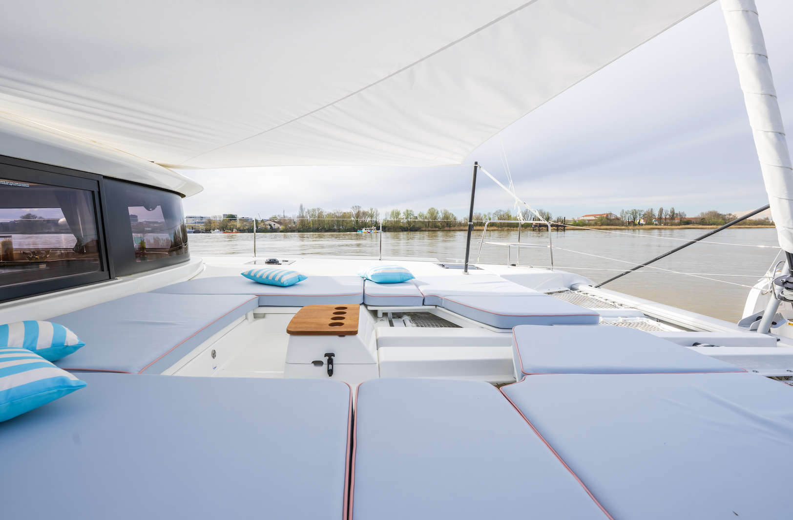 Lagoon 46 — photo 4