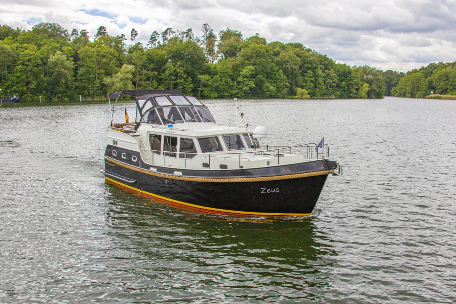 Photo #1 - Gruno35 Classic (Zeus) in Marina Eldenburg - 87