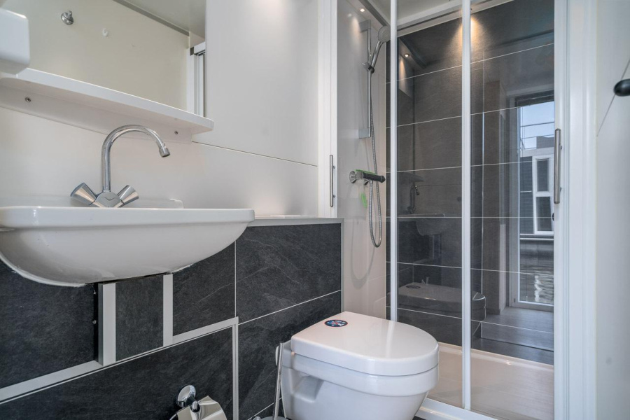 Photo #11 - YachtSuite2.0 - 4 Personen (15PS) (Röbel) in Mirow - 178