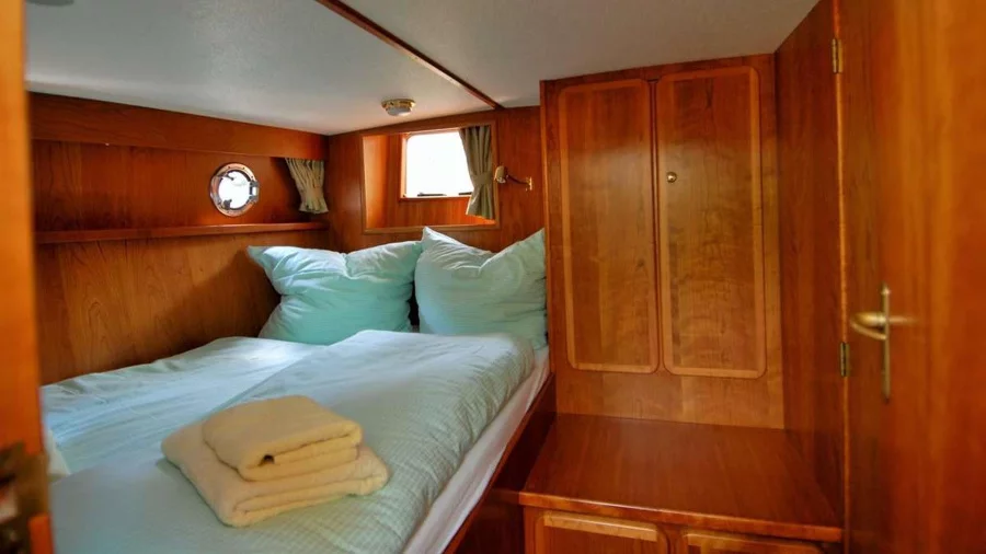 LinssenDutch Sturdy 320 Evergreen (Hilde)  - 20