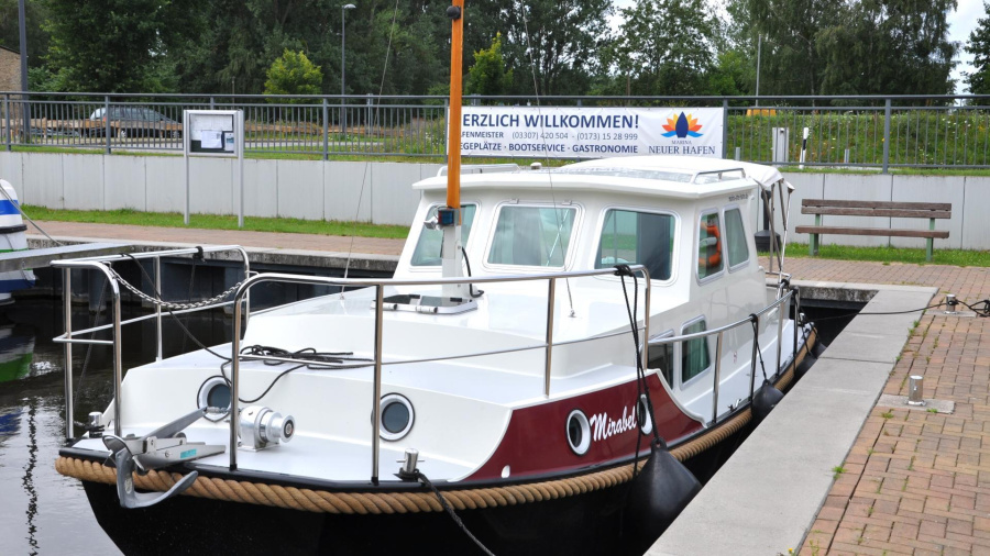 Photo #1 - LinssenDutch Sturdy 260 OC (Mirabel) in Brehm & Presch Marina GbR / Marina Alter Hafen - 208