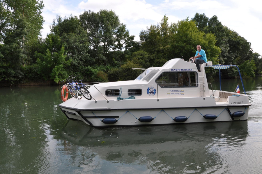 Photo #8 - ClassicTriton 860 Fly (350) en Carnon - 367