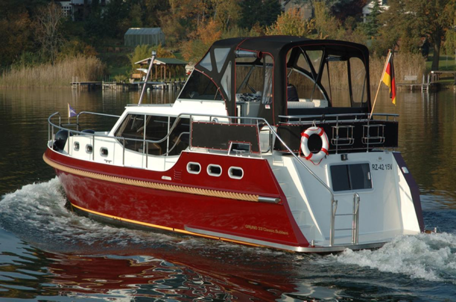 Photo #1 - Gruno33 Subliem (Vivienne) in Marina Eldenburg - 395