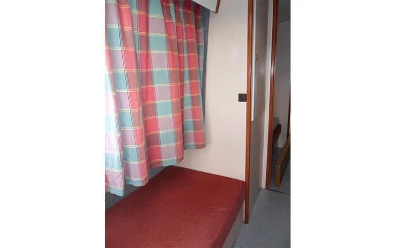 Low CostEau Claire 1130 (561)  - 2