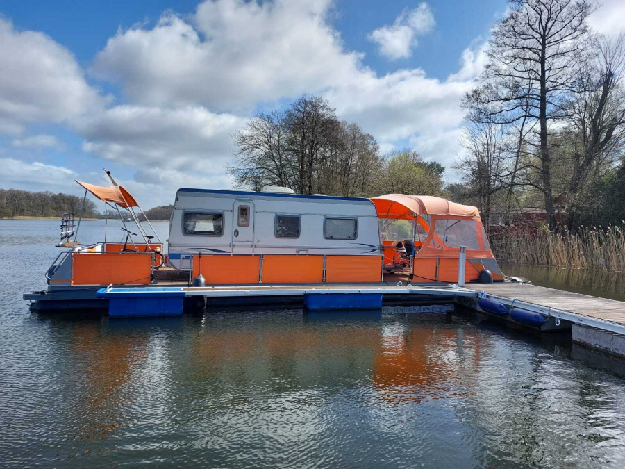 Photo #1 - freecamperSeecamper (freetied) en Neuer Hafen Mildenberg - 715