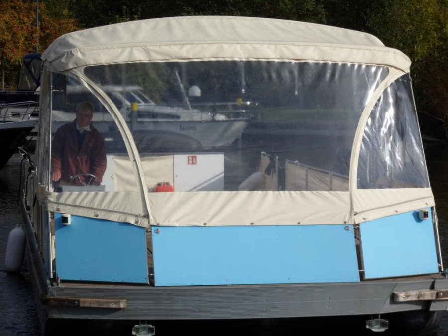Photo #5 - FreecamperWoMo-freecamper (Alfreedo) in Zehdenick - 1636