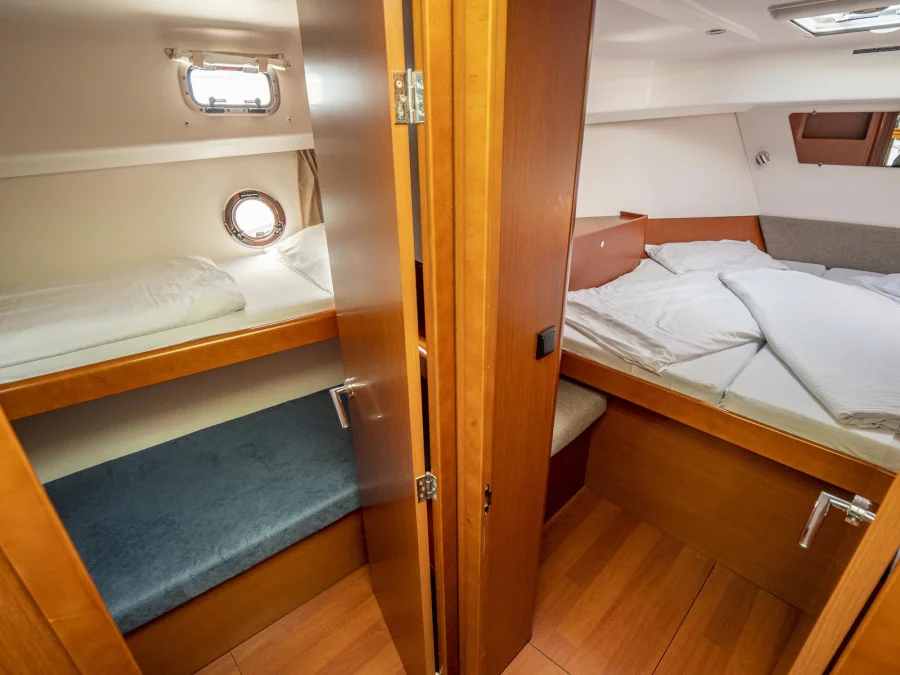 BeneteauSwift Trawler 34 (Lore)  - 22