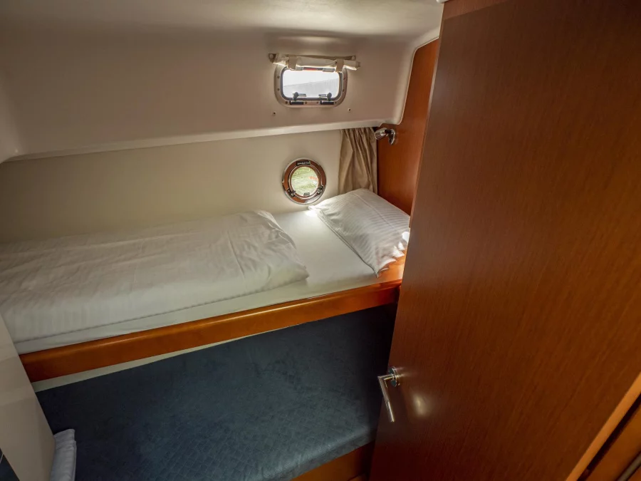 BeneteauSwift Trawler 34 (Lore)  - 24