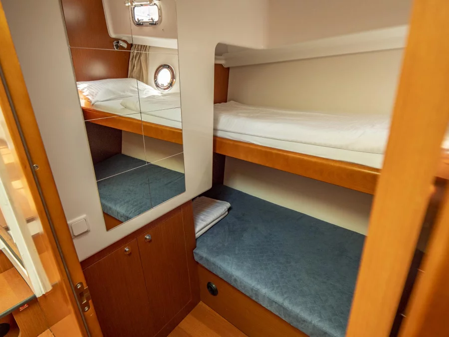 BeneteauSwift Trawler 34 (Lore)  - 23