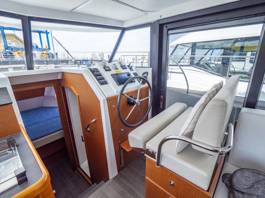 Photo #1 - BeneteauSwift Trawler 30 (Westwind) in Marina Eldenburg - 1661