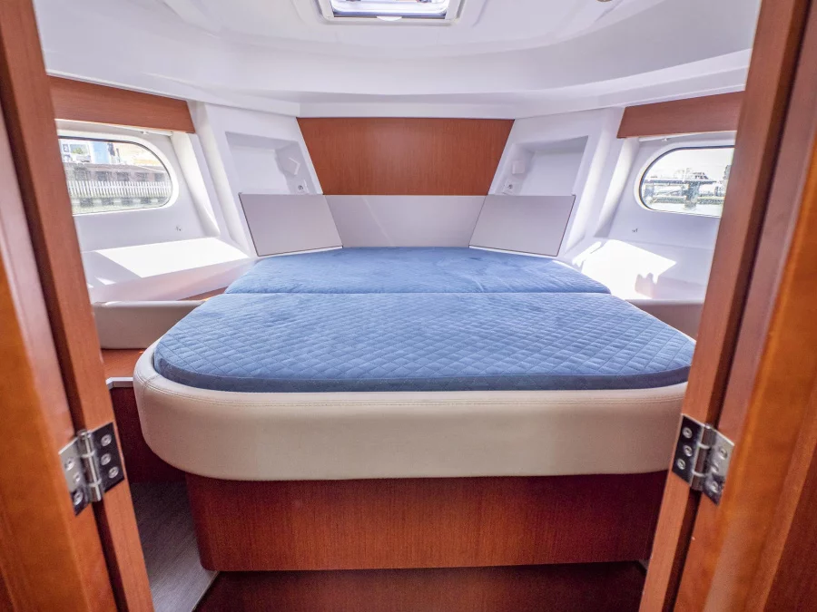 BeneteauSwift Trawler 30 (Westwind)  - 6