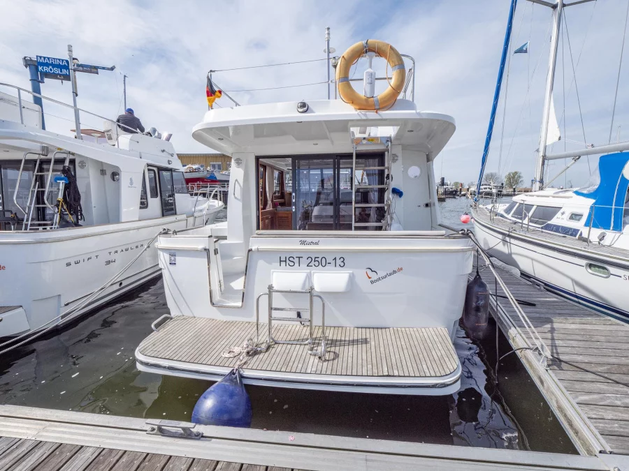 BeneteauSwift Trawler 34 (Mistral)  - 0