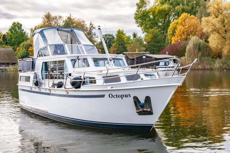 Photo #1 - Proficiat1120 GL (Octopus) en Marina - 1759