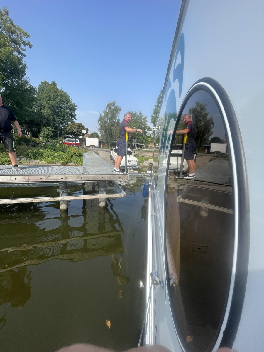 Photo #7 - RollyRB2 (Sandra | Rollyboot2023 | Wohnyacht 8.2 - SUP-Board) in Malchow - 1782