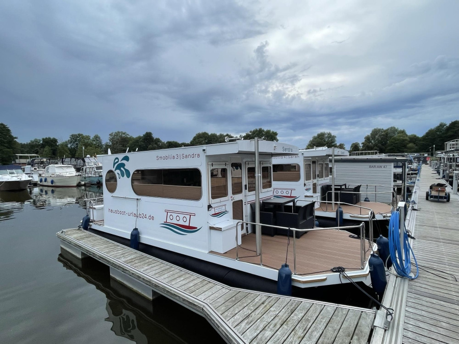 Photo #16 - RollyRB2 (Sandra | Rollyboot2023 | Wohnyacht 8.2 - SUP-Board) in Malchow - 1782
