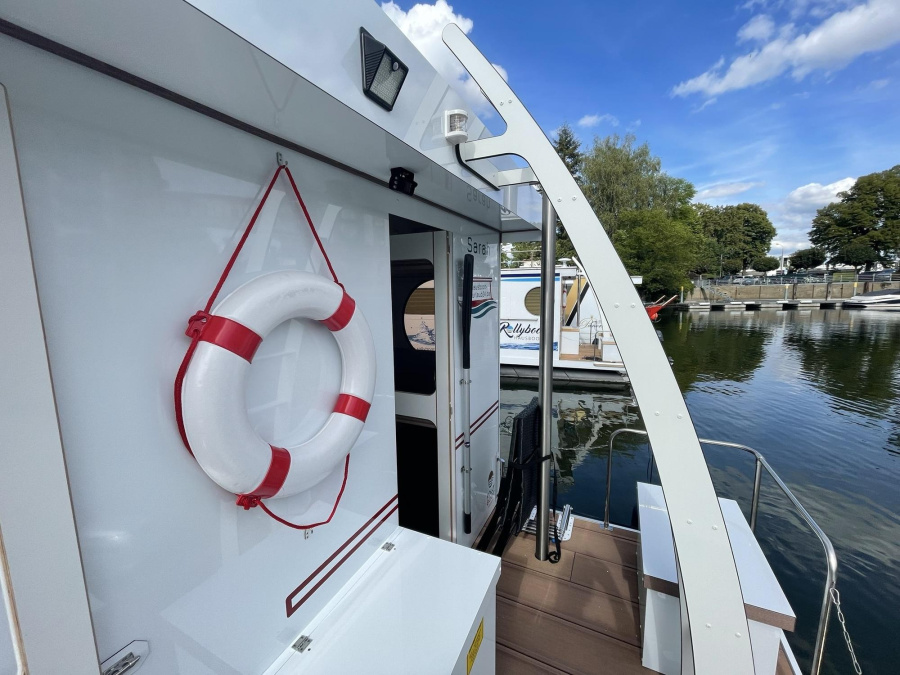 Photo #10 - RollyRB2 (Sarah | Rollyboot2023 | Wohnyacht 8.2 - SUP-Board) in Malchow - 1783