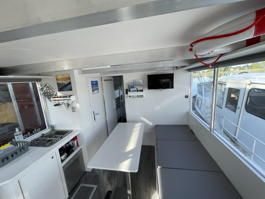 Photo #1 - TS840 (Martina | TS840-2022 | Hausboot 9.0 - SUP) in Marina Seebruecke Radewege (Brandenburg Havelseen) - 1784