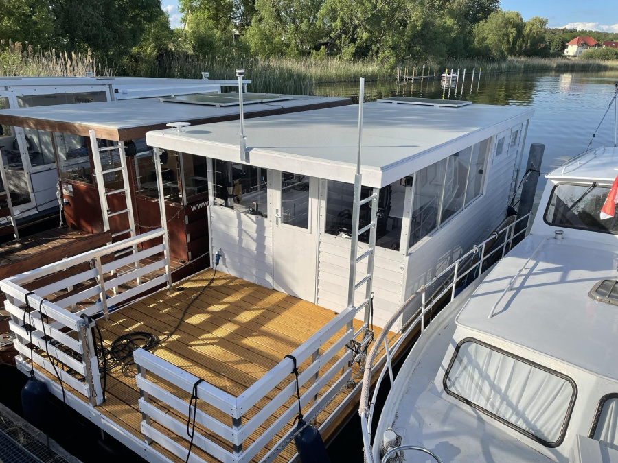 Photo #6 - TS840 (Martina | TS840-2022 | Hausboot 9.0 - SUP) in Beetzsee - 1784