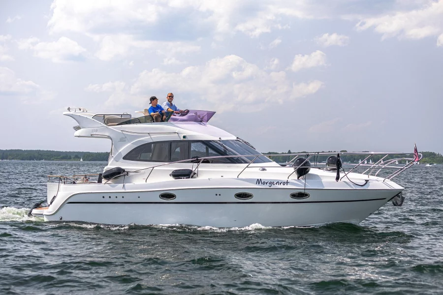 Galeon (Fly 330)  - 2