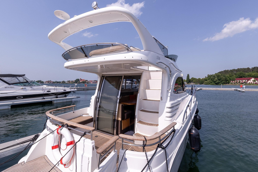 Photo #4 - Galeon (Fly 330) en Waren - 1800
