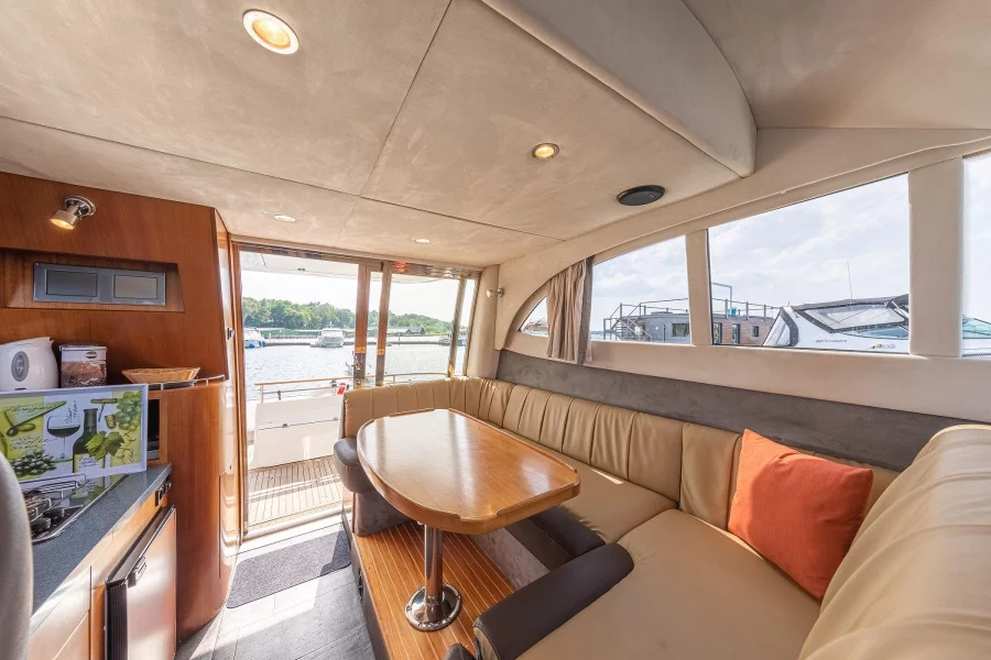 Galeon (Fly 330)  - 14