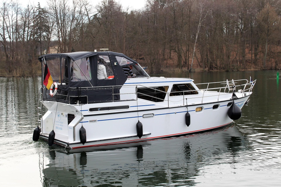 Photo #2 - PedroSolano 38 (Martha) in Waren - 1811