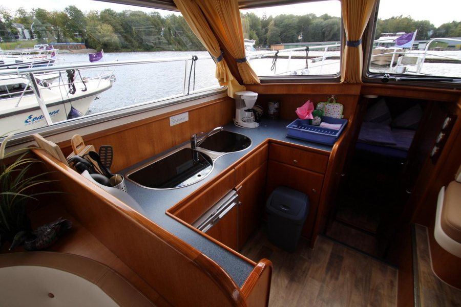 Photo #8 - PedroSolano 38 (Martha) in Waren - 1811