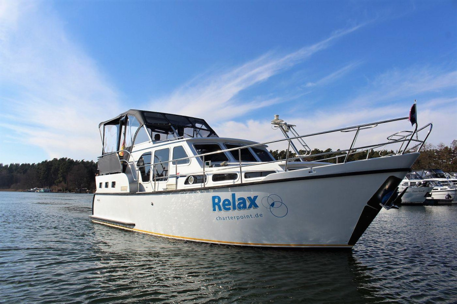 Photo #1 - PedroSkiron 1060 Edition (Relax) in Charterpoint Müritz oHG - 1817