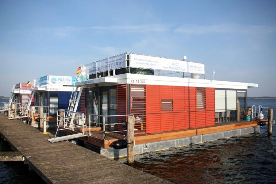 1Floating 44 Schwimmferienhaus (MeinFERIENBOOT 1 (fest liegend))  - 1