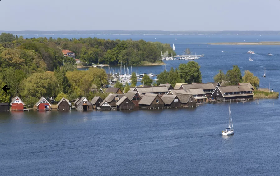 1Floating 44 Schwimmferienhaus (MeinFERIENBOOT 3 (fest liegend))  - 16