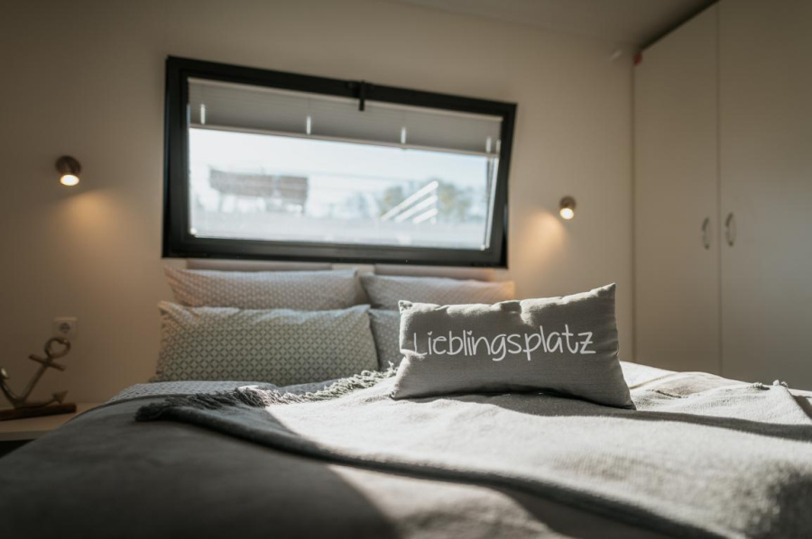 Photo #19 - FLOATING33 (Hausboot Red Pearl) en Zehdenick - 1858
