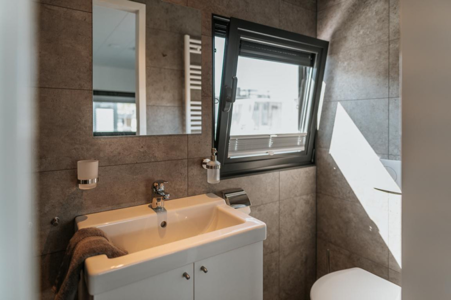 Photo #10 - FLOATING33 (Hausboot Red Pearl) en Zehdenick - 1858